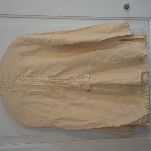 J. Jill Linen Butter Yellow Button Down Blouse - Picture 4 of 7